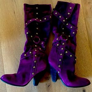 Soft Purple Suede and Rivet high heeled Carlos Santana boots, size 7